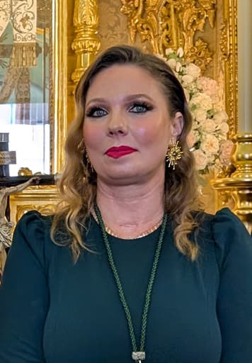 Dña. Susana Pedrero Lagares
